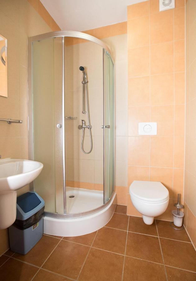 Osrodek Wczasowy Wrzos Lukecin Ngoại thất bức ảnh